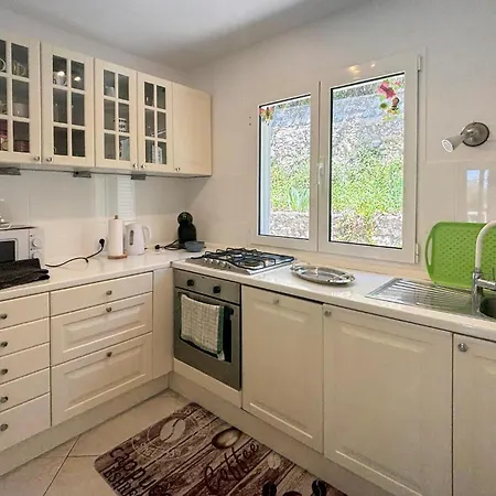 4 Bedroom Pet Friendly In 別荘 *